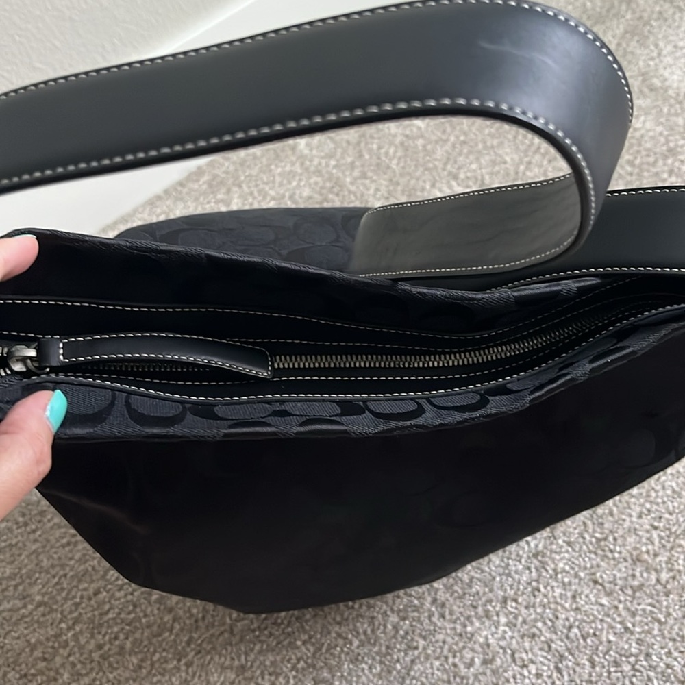 Coach Black Large Buckle Duffle Bag - Picture 8 of 15